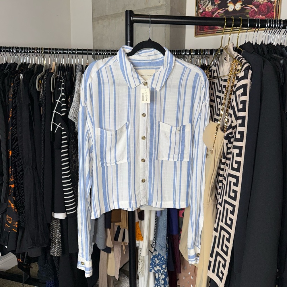 Aeropostale Blue And White Striped Button Front Cropped Shirt Womens XL New NWT